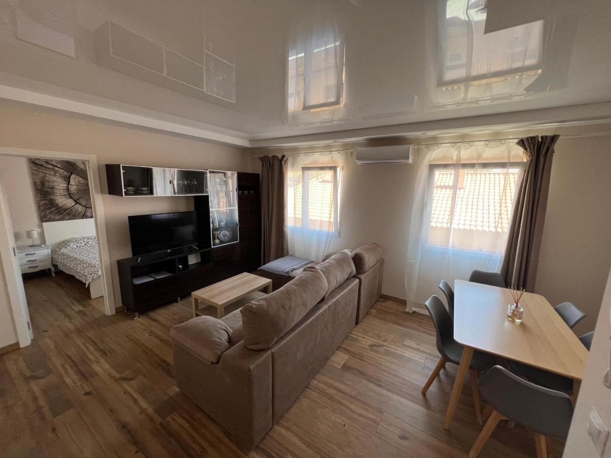 Genuar Apartments Malaga Center. Free Parking Exterior photo
